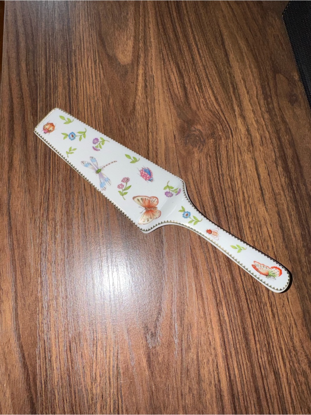 Godinger Fine Porcelain Butterfly Dragonfly Floral Cake Pie Server Gold Trim